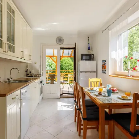 Violetta 3 By Interhome Casa vacanze